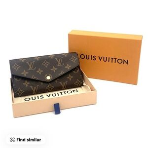 Louis Vuitton Josephine